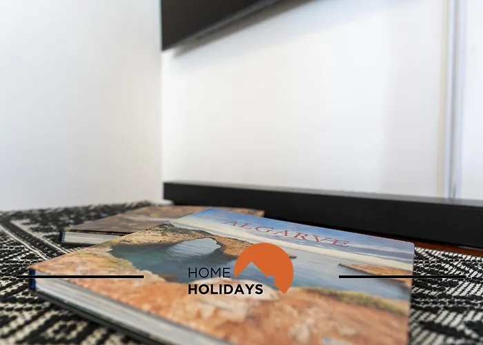 #056 Old Post Office By Holidays البوفيرا