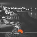 #056 Old Post Office By Holidays * Αλμπουφέιρα